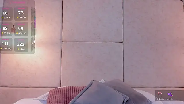 aisha vs online show from November 21, 12:59 pm