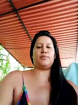 Snapshot of keilymadam chatting on January 22, 6:10 pm keilymadam online show from January 22, 6:10 pm