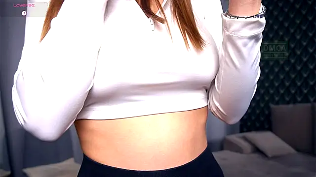 Snapshot of AmmyScotch chatting on December 15, 4:18 am AmmyScotch online show from December 15, 4:18 am