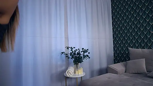 Snapshot of AmmyScotch chatting on October 4, 4:25 am AmmyScotch online show from October 4, 4:25 am