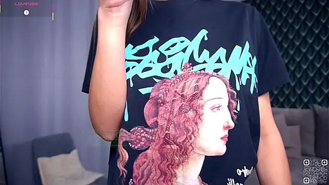 Snapshot of AmmyScotch chatting on October 25, 4:22 am AmmyScotch online show from October 25, 4:22 am