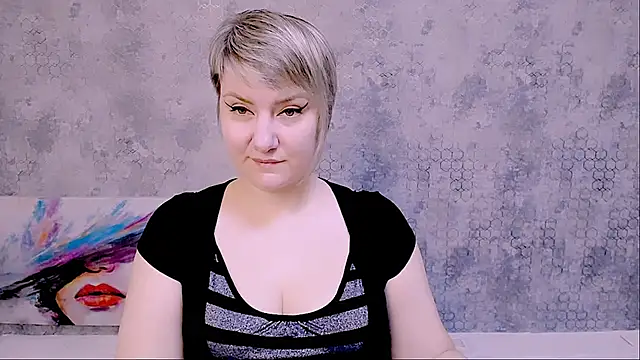Djullia online show from March 13, 6:05 am