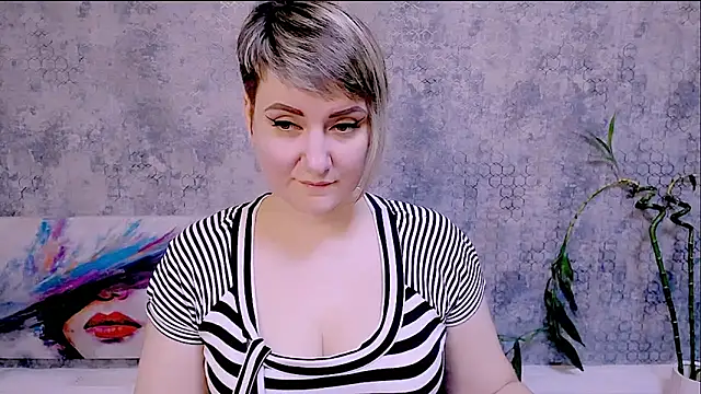 Djullia online show from November 10, 12:54 pm