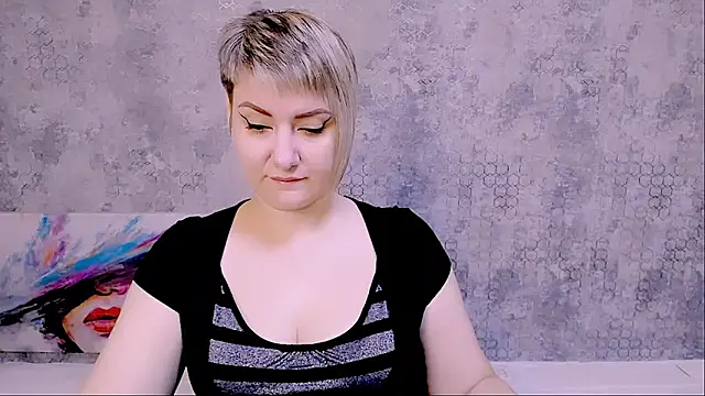 Djullia online show from October 3, 5:20 am