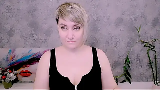 Djullia online show from December 14, 10:32 am