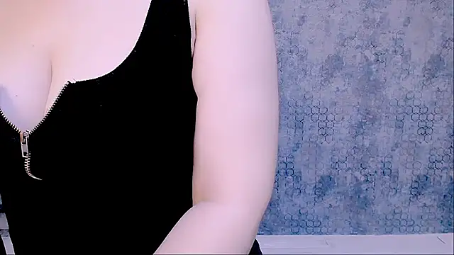 Djullia online show from March 10, 9:12 am