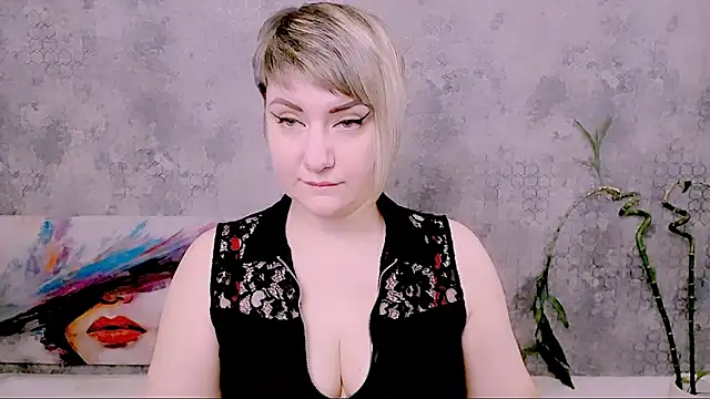 Djullia online show from February 23, 7:20 am