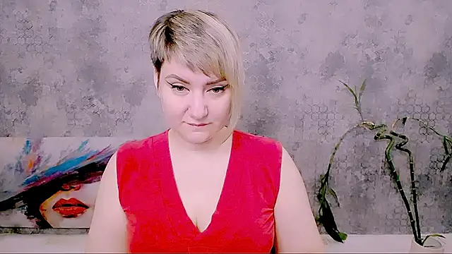 Djullia online show from March 28, 6:14 am