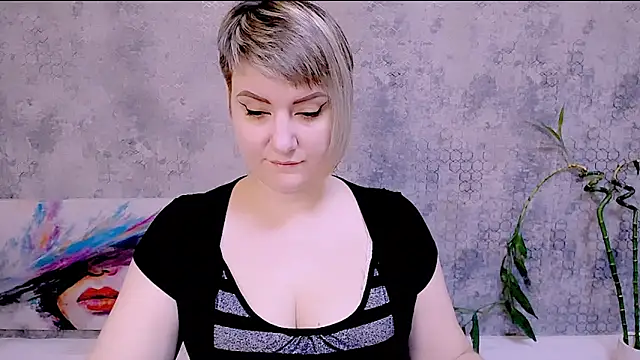 Djullia online show from November 9, 6:17 am