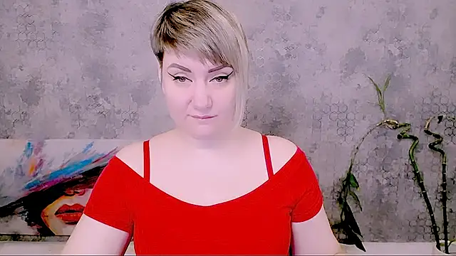 Djullia online show from February 19, 6:10 am