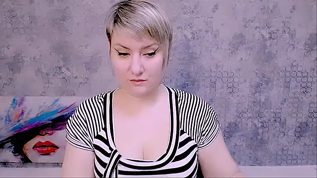 Djullia online show from February 28, 6:10 am