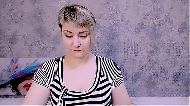 Djullia online show from October 13, 5:53 am