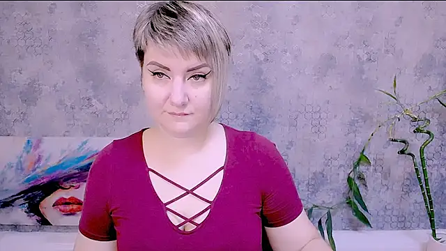 Djullia online show from November 1, 6:08 am