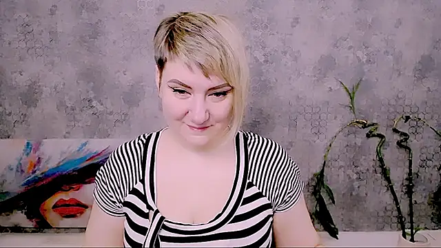 Djullia online show from March 15, 6:09 am