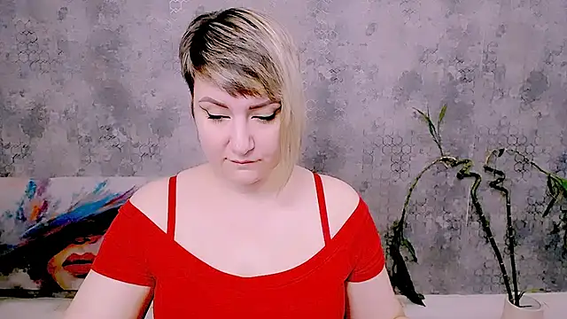 Djullia online show from May 24, 5:18 am