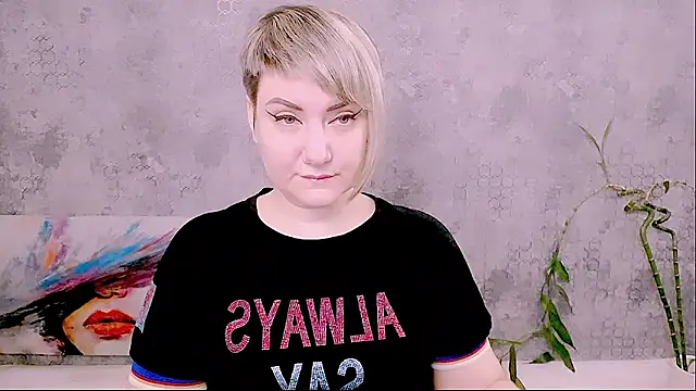 Djullia online show from January 8, 6:19 am