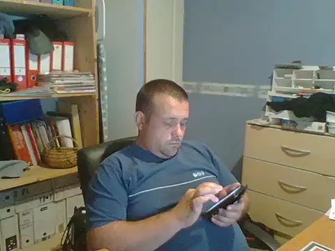 manubm03 online show from June 29, 7:59 am