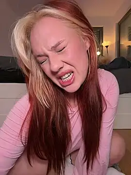 AnjaAmelia online show from April 15, 7:58 pm