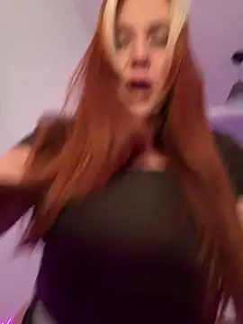 Snapshot of AnjaAmelia chatting on February 15, 7:57 pm AnjaAmelia online show from February 15, 7:57 pm