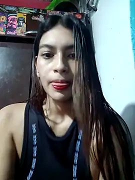 Snapshot of annie-19 chatting on February 20, 6:35 pm annie-19 online show from February 20, 6:35 pm