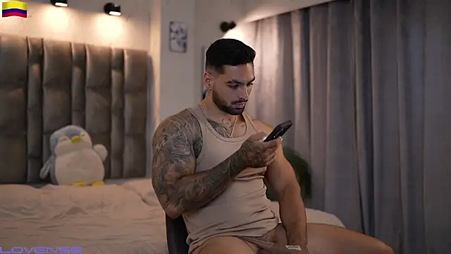 Snapshot of john_king29 chatting on October 26, 6:52 pm john king29 online show from October 26, 6:52 pm