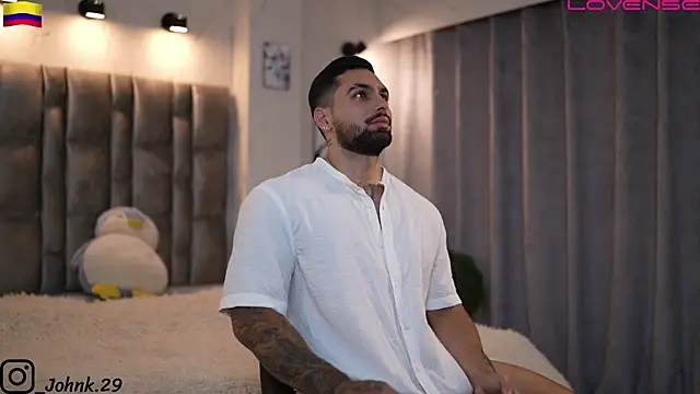 Snapshot of john_king29 chatting on November 24, 10:54 pm john king29 online show from November 24, 10:54 pm