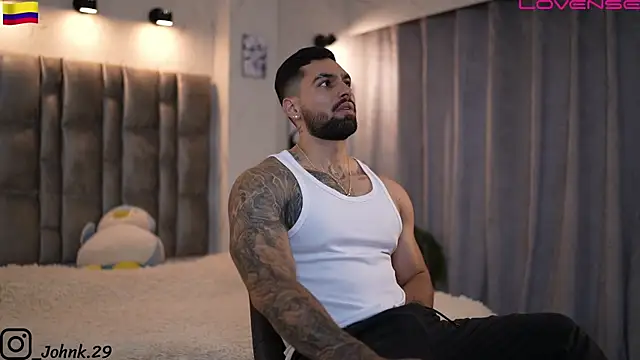 Snapshot of john_king29 chatting on November 21, 9:03 pm john king29 online show from November 21, 9:03 pm