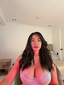CelesteBreedlove online show from May 25, 11:36 pm