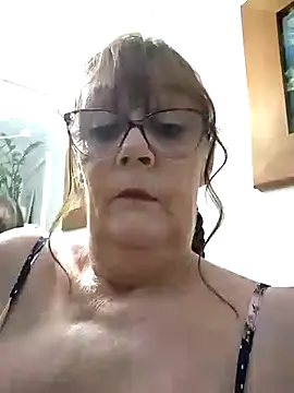 bellaau online show from January 17, 7:08 am