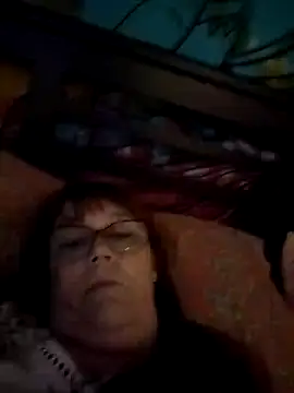 bellaau online show from January 12, 11:04 pm