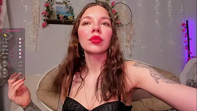 Kiralotus online show from February 14, 5:18 am