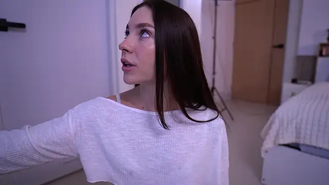 Snapshot of Cute_Foxy@xh chatting on February 20, 1:24 am Cute Foxyxh online show from February 20, 1:24 am