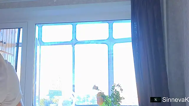 sinteas online show from September 15, 2:17 pm