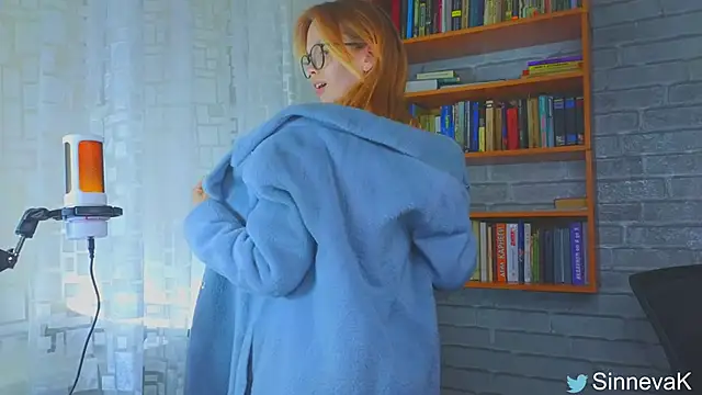 sinteas online show from March 7, 4:33 pm