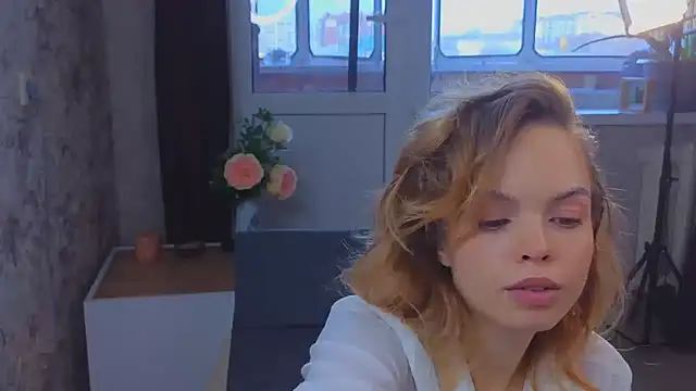 sinteas online show from October 30, 11:19 am