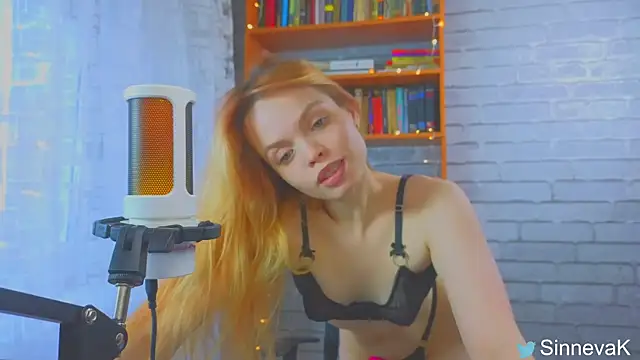 sinteas online show from March 13, 8:26 am