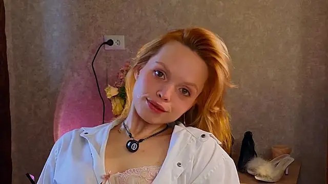 sinteas online show from April 19, 11:11 am