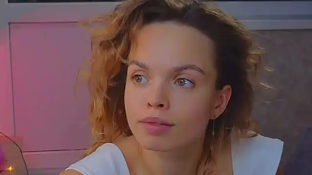 sinteas online show from November 7, 1:15 pm