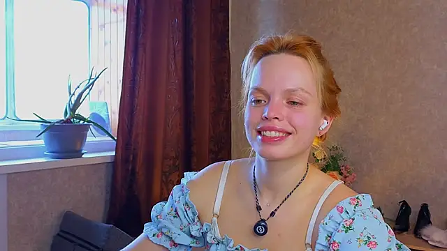 sinteas online show from April 22, 1:18 pm