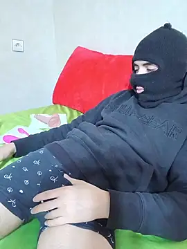 arabqueen online show from February 8, 8:39 pm