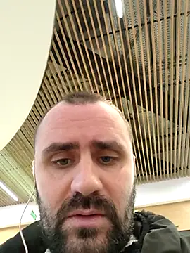 Snapshot of Govora chatting on February 18, 3:20 pm Govora online show from February 18, 3:20 pm