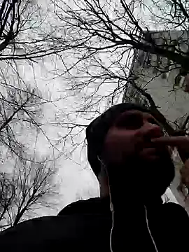 Snapshot of Govora chatting on January 22, 2:03 pm Govora online show from January 22, 2:03 pm