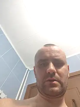 Snapshot of Govora chatting on February 1, 11:37 pm Govora online show from February 1, 11:37 pm