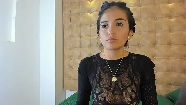 violet giraldo online show from May 29, 7:42 pm