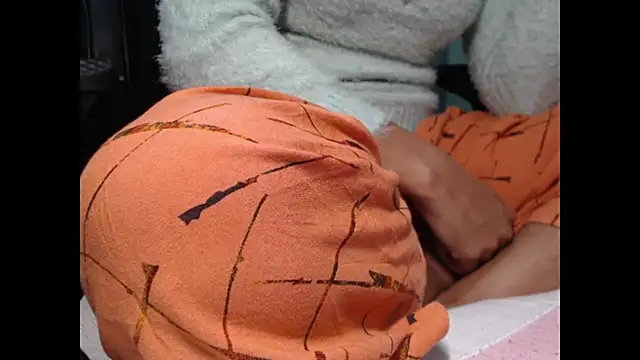 CuteRhea69 online show from January 7, 1:05 pm