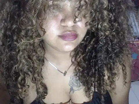 SEXY SENSUALSARA online show from May 19, 7:26 am