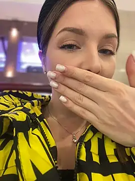 KrisMagnoly online show from March 4, 6:15 pm