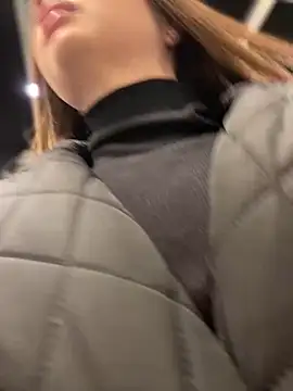 KrisMagnoly online show from March 15, 5:09 pm