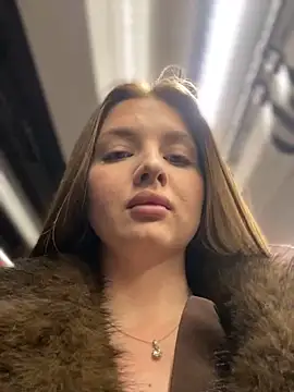 KrisMagnoly online show from March 31, 6:10 pm