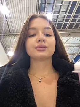 KrisMagnoly online show from November 7, 2:54 pm